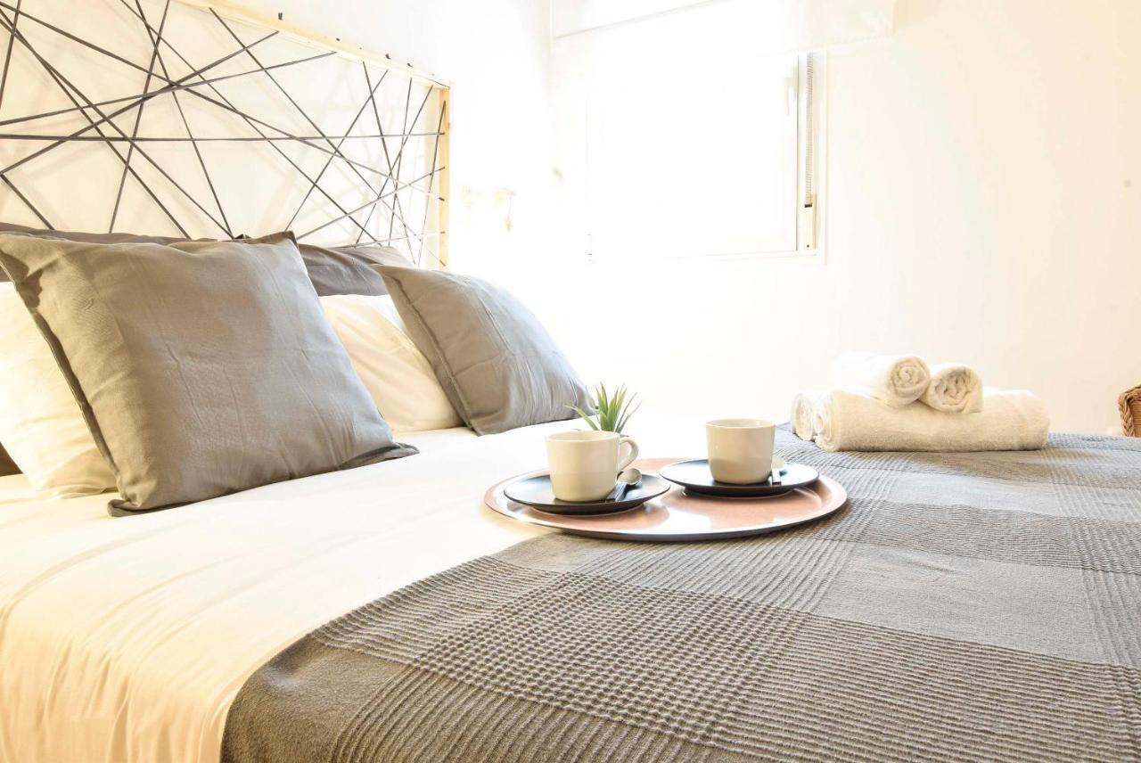 P&P Apartaments Carrera De Capuchinos Màlaga Exteriér fotografie