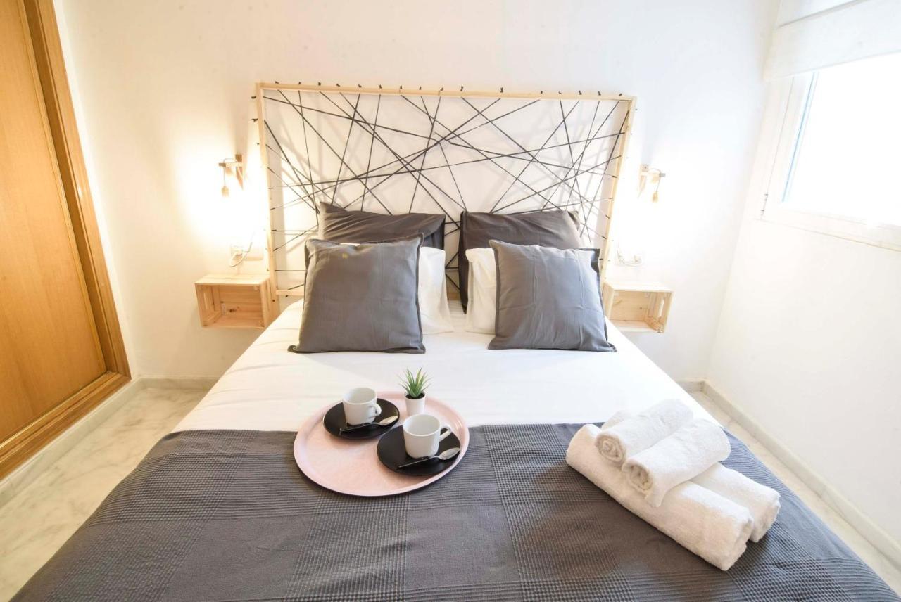 P&P Apartaments Carrera De Capuchinos Màlaga Exteriér fotografie