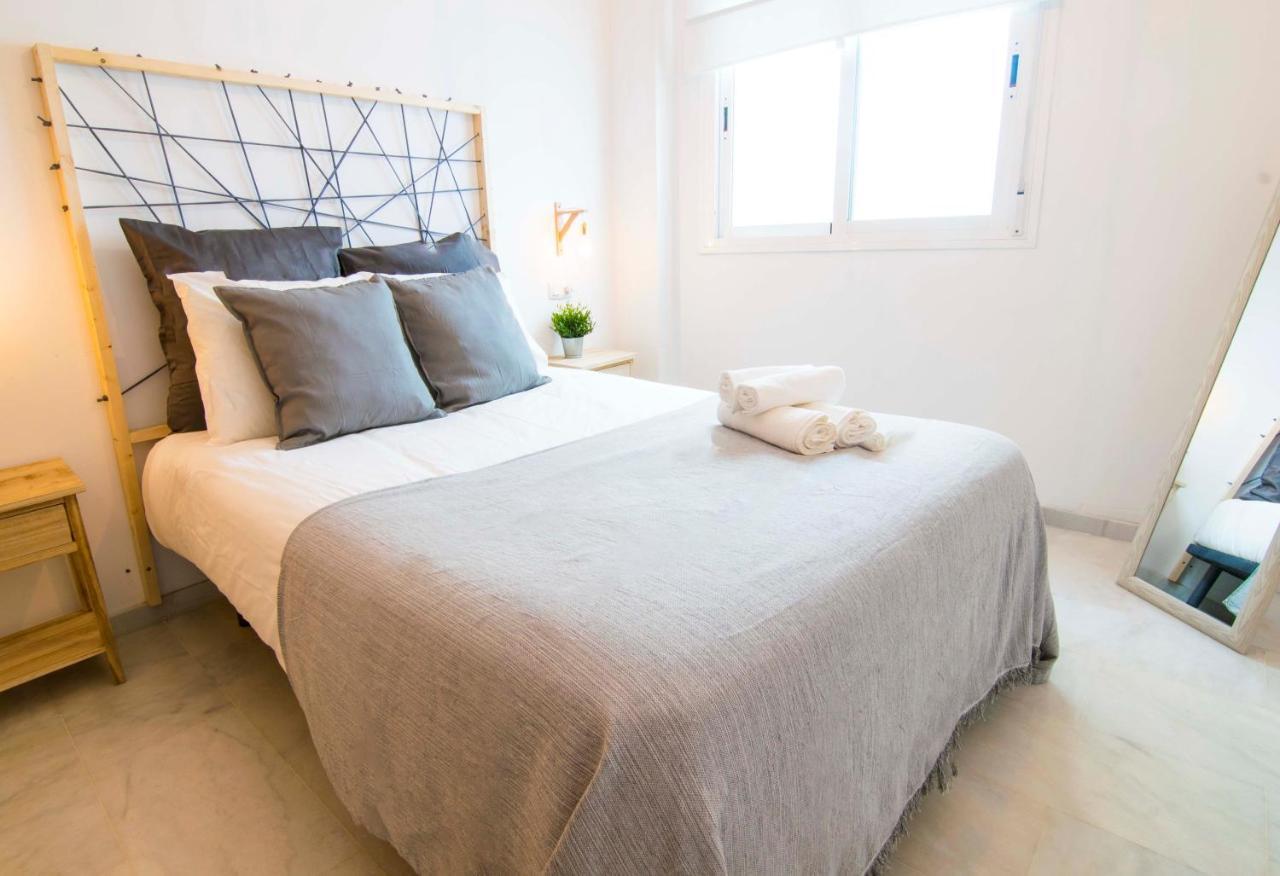 P&P Apartaments Carrera De Capuchinos Màlaga Exteriér fotografie